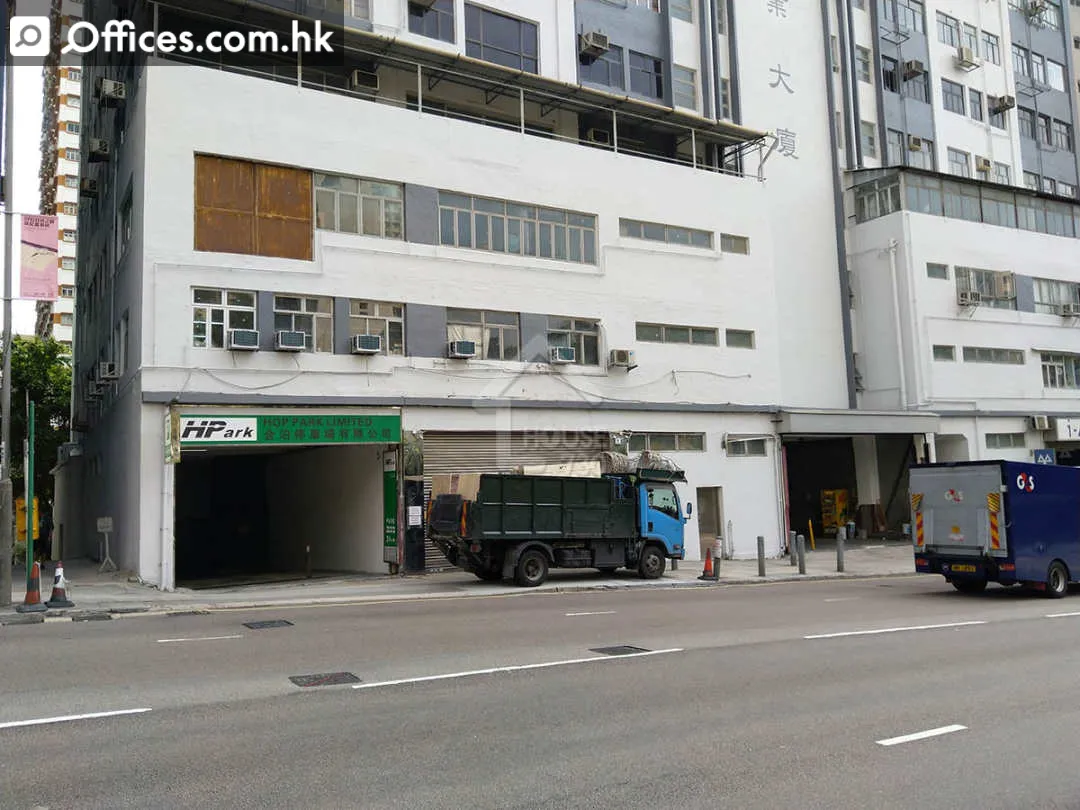 159-165 Wo Yi Hop Road