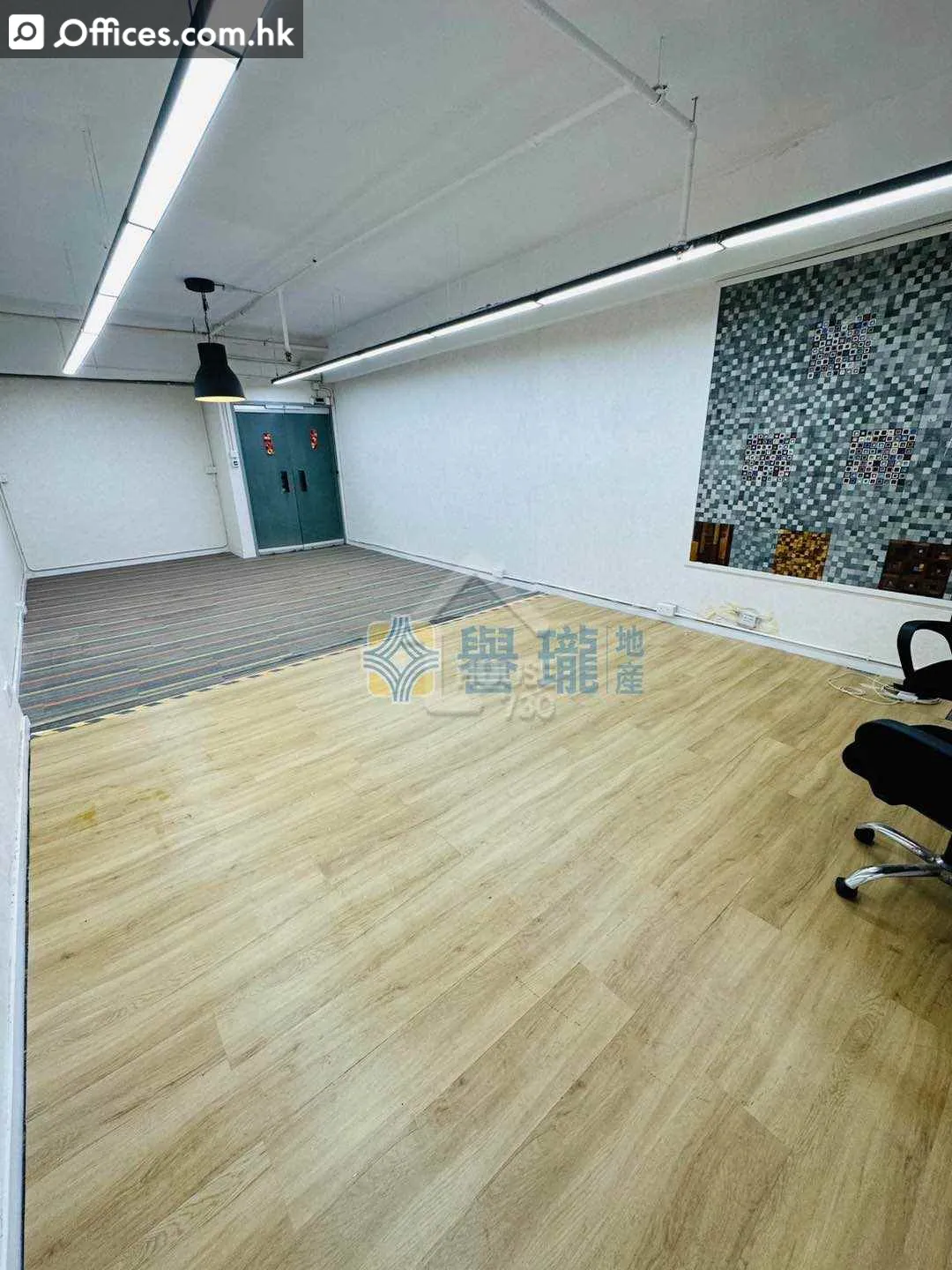 57 Sha Tsui Road