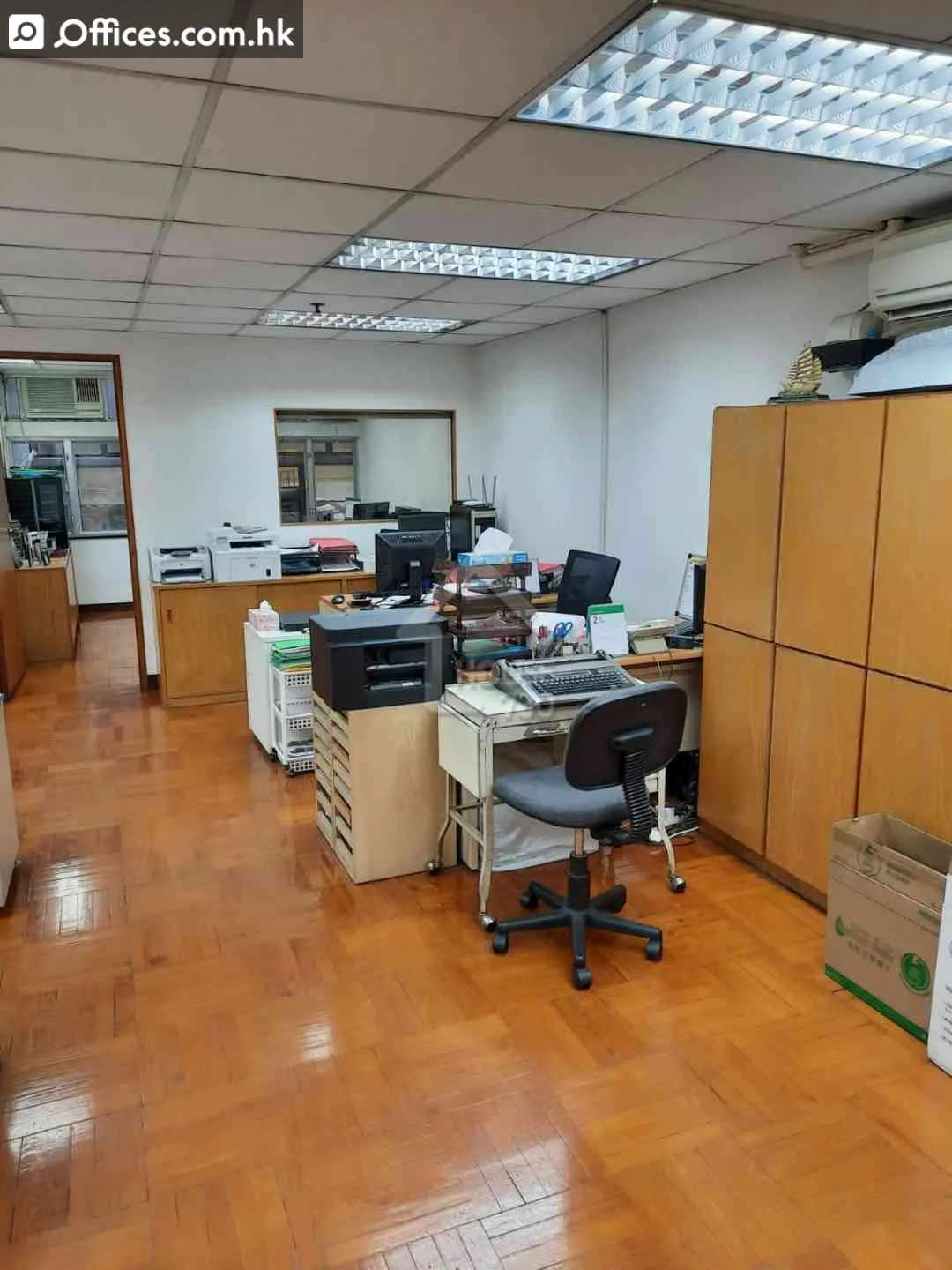 29-35 Wing Kut Street