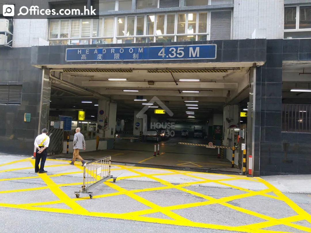 8 Hok Cheung Street