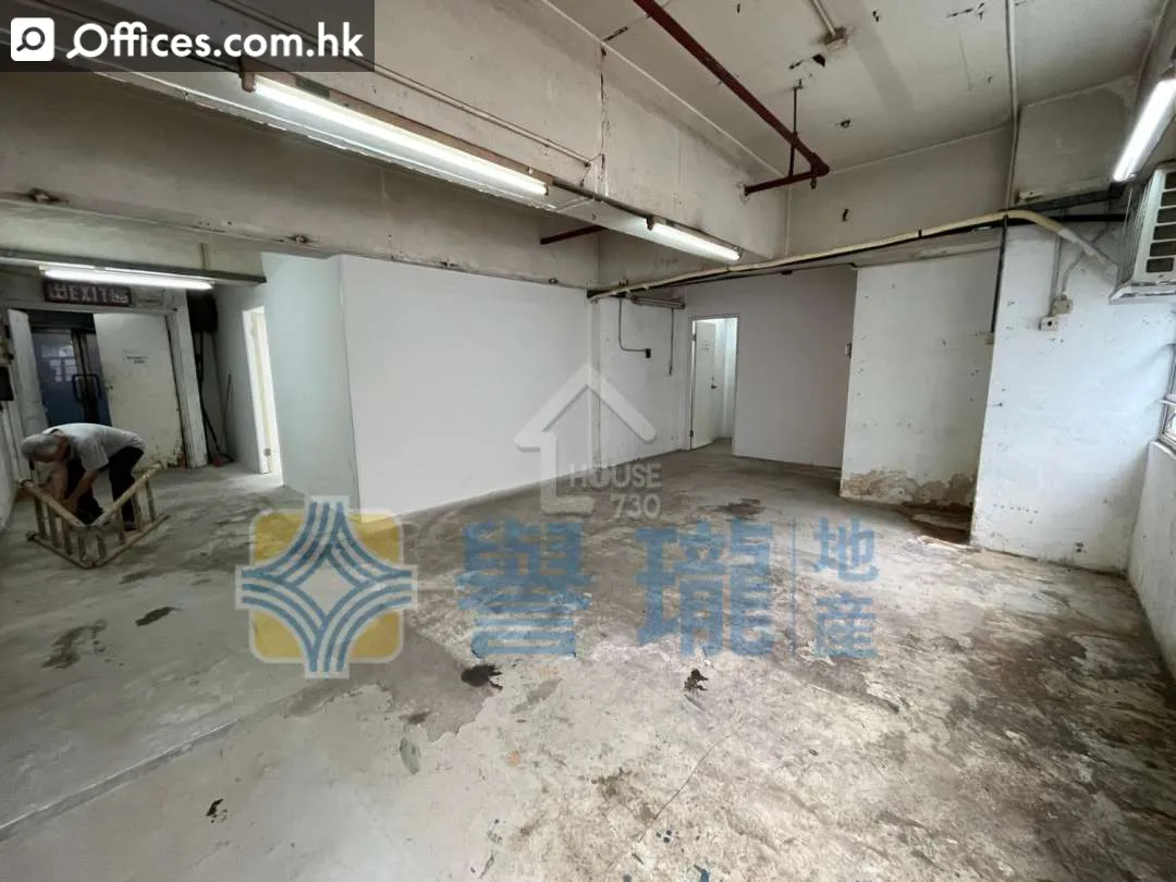 18-26 Kwai Fung Crescent