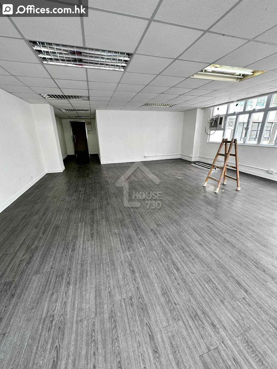 25-27 Luk Hop Street