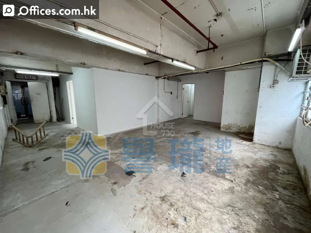 18-26 Kwai Fung Crescent