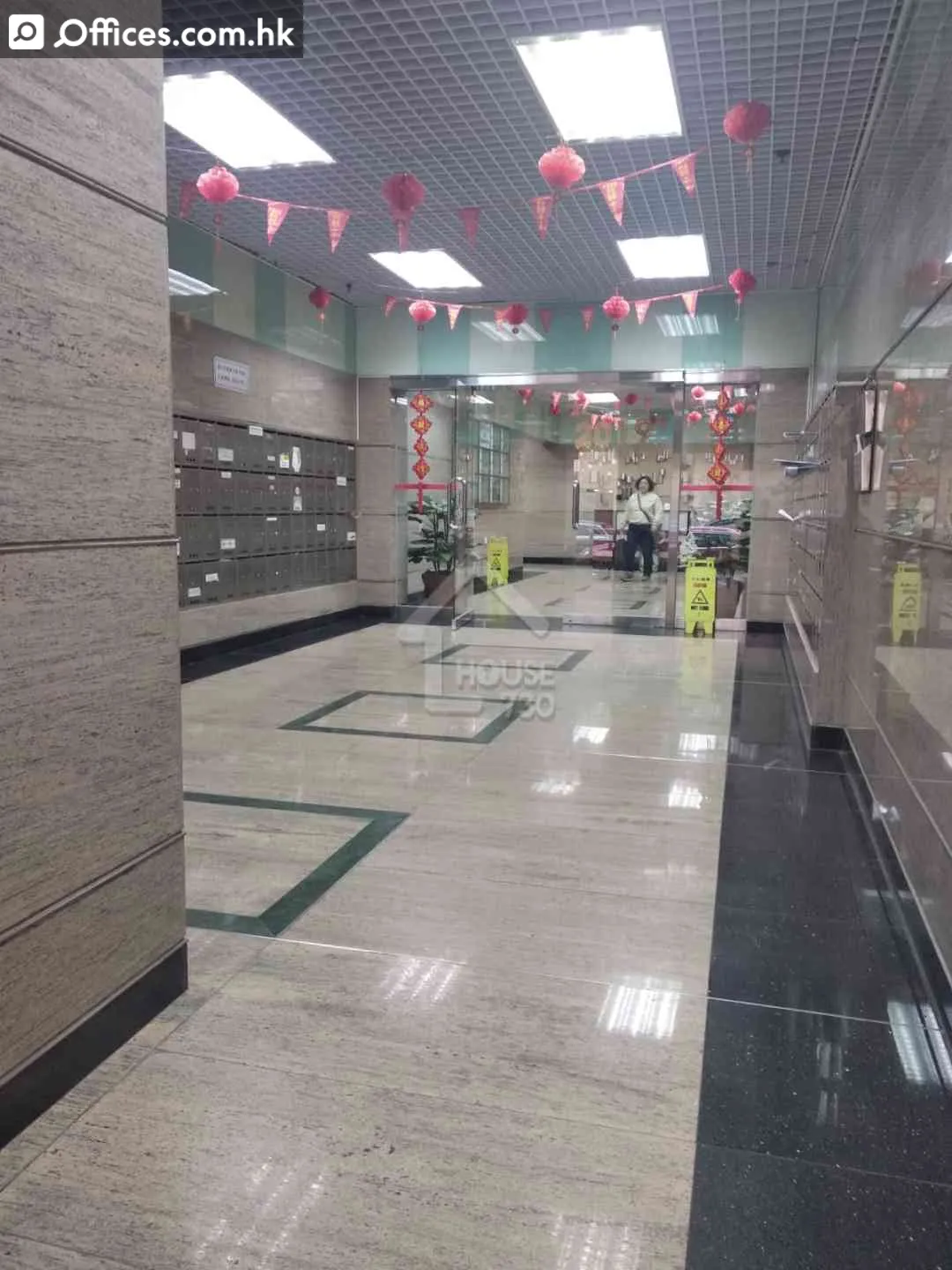 16-18 Hing Yip Street