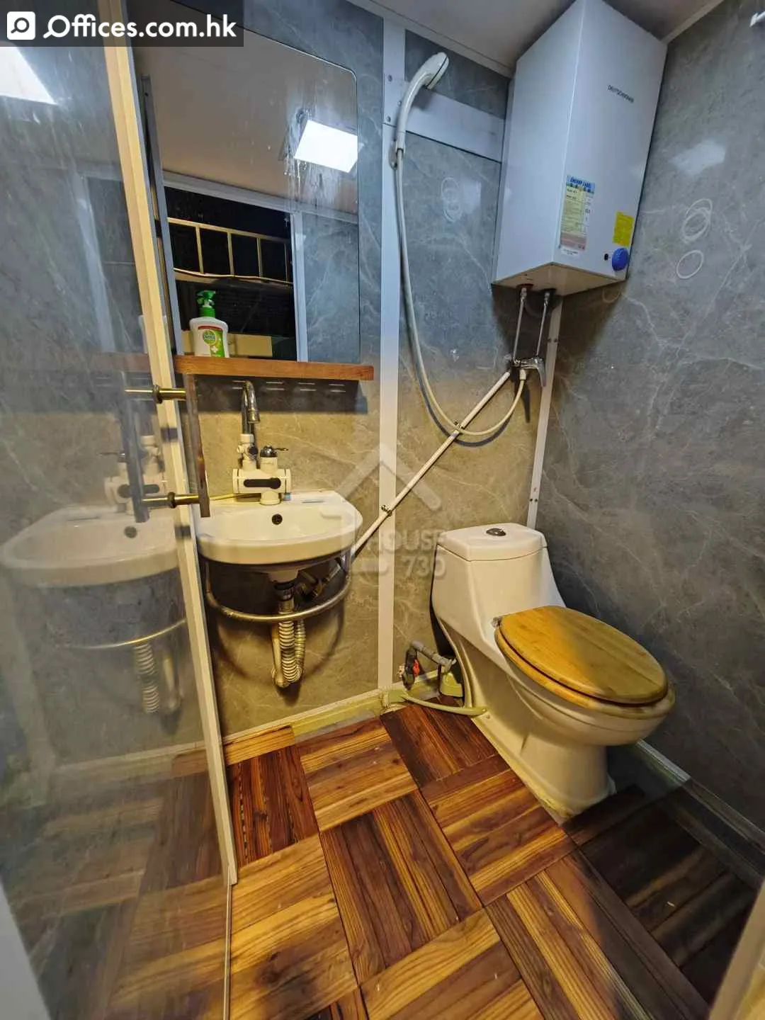 168 Wai Yip Street