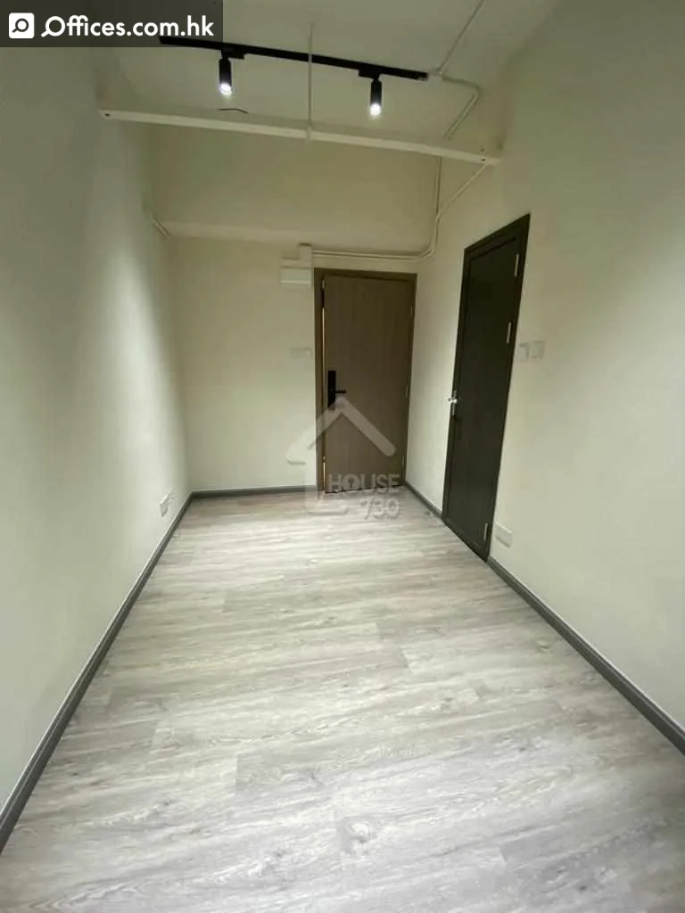 16-18 Hing Yip Street