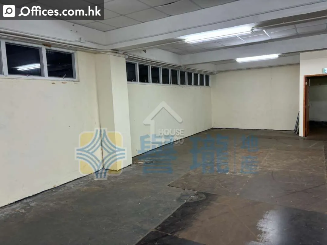25-31 Kwai Fung Crescent