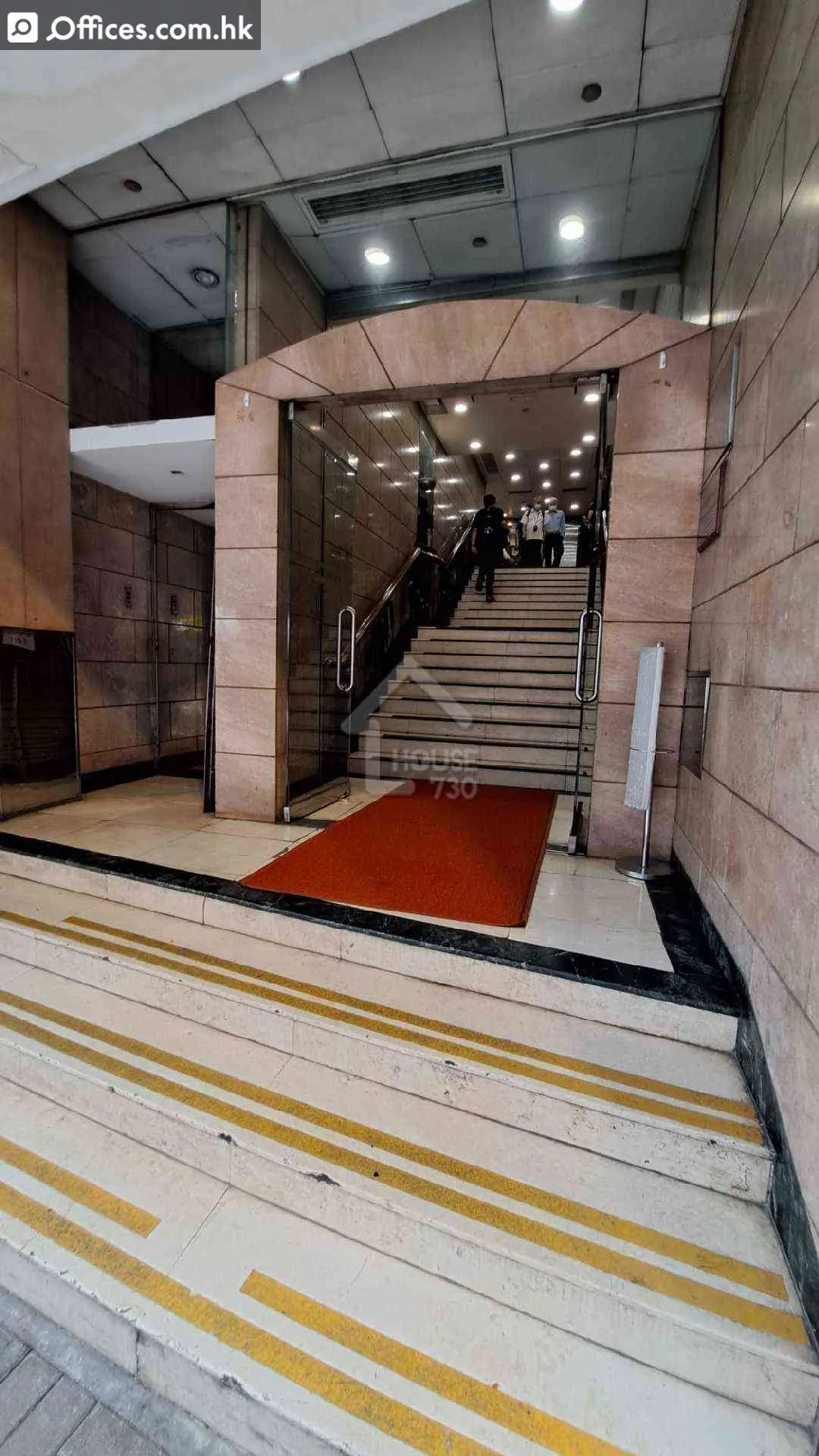 113-125 Des Voeux Road Central