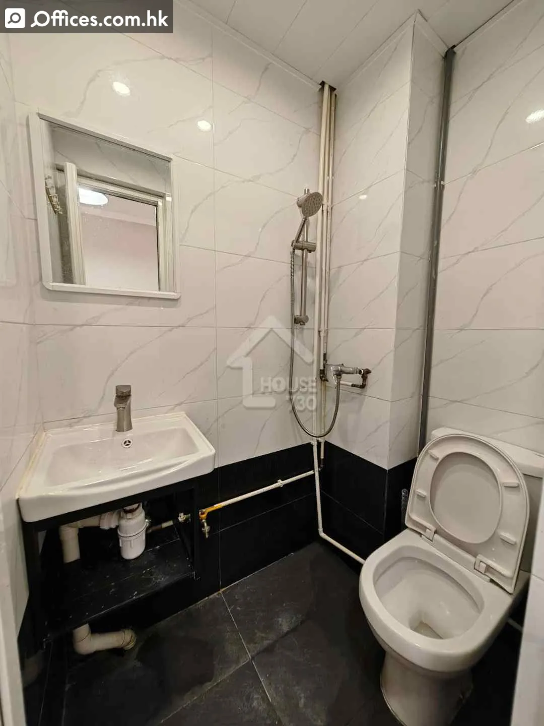 221 Wai Yip Street